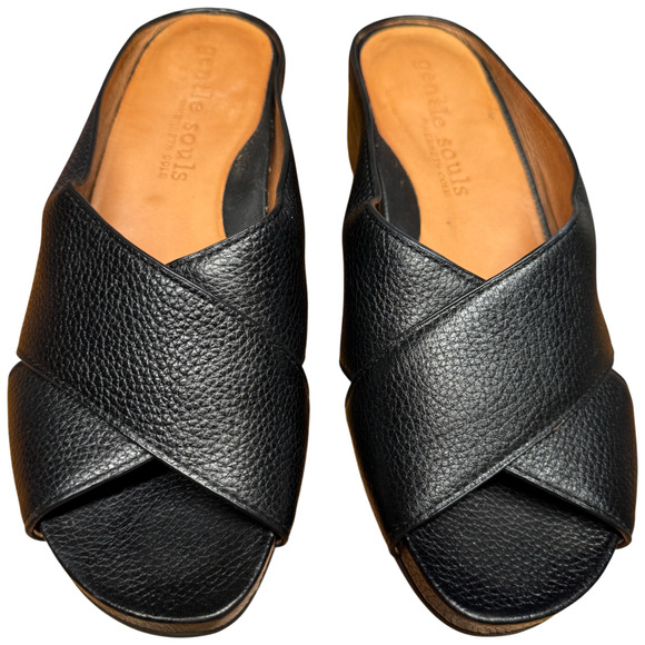 Gentle Souls by KENNETH COLE Gisele Women 9 Black Leather Slip On Sandals X-Band - Picture 8 of 12